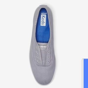 GUC GREY KEDS CHILLAX SLIP ON SIZE 10